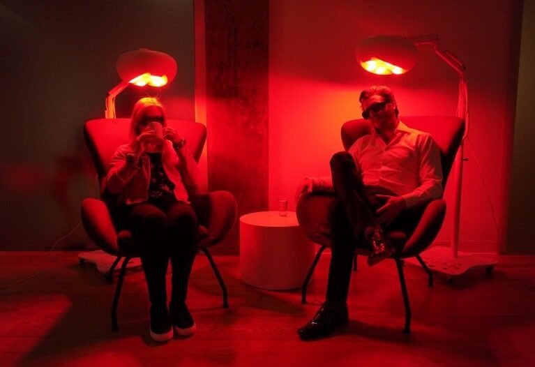 La lumière rouge d'Helight a des vertus relaxantes